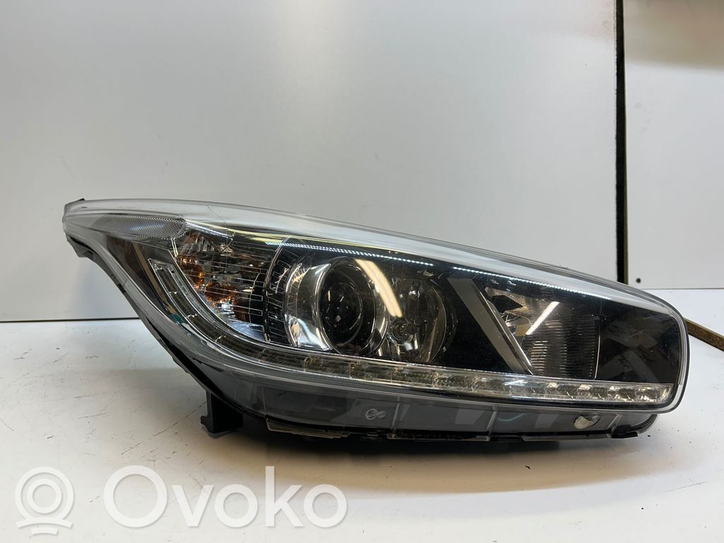 Headlight/headlamp   92102A2020,R009B02TQ63,R009B02T063