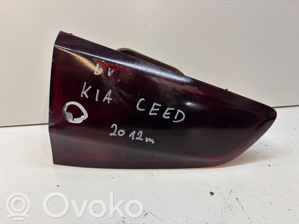 KIA Ceed Tailgate rear/tail lights 