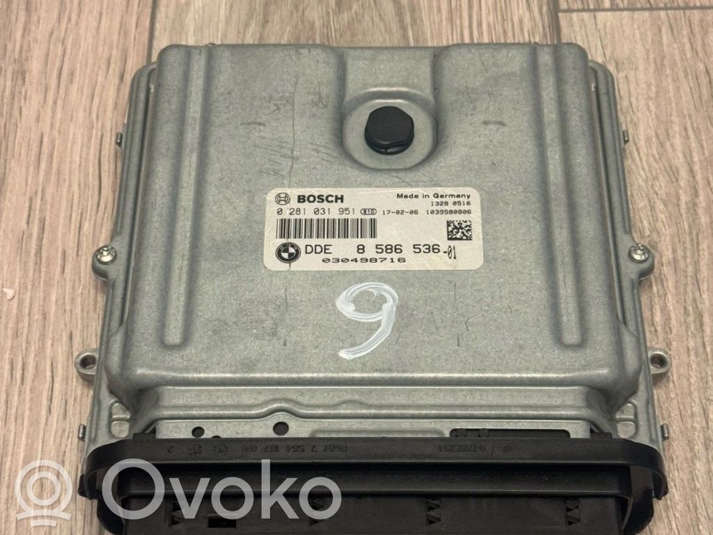 Sterownik / Moduł ECU   8586536,0281031951,030498716