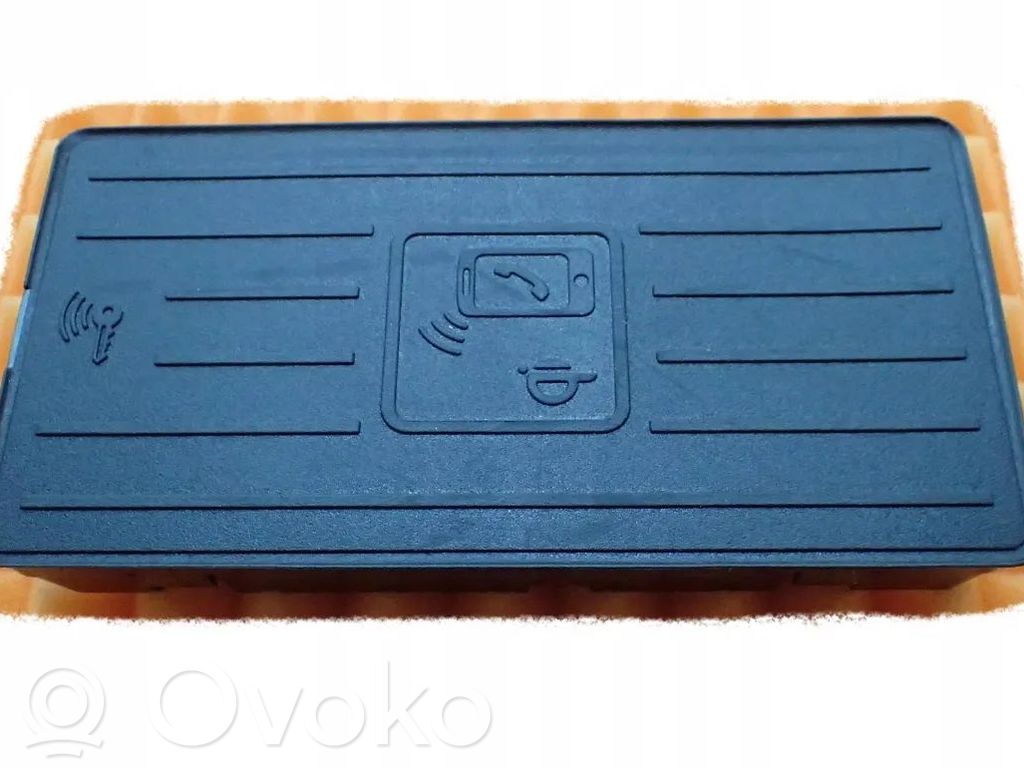 Audi A7 S7 4K8 Wireless charging module 