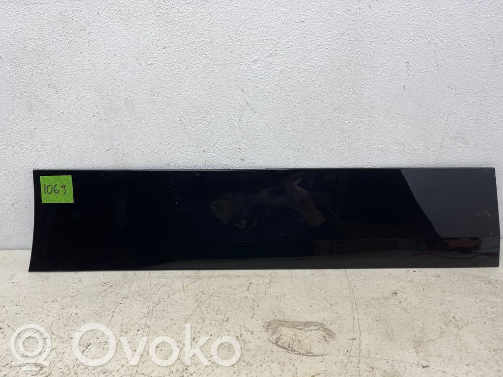 Front door trim (molding)   51138497329,017412