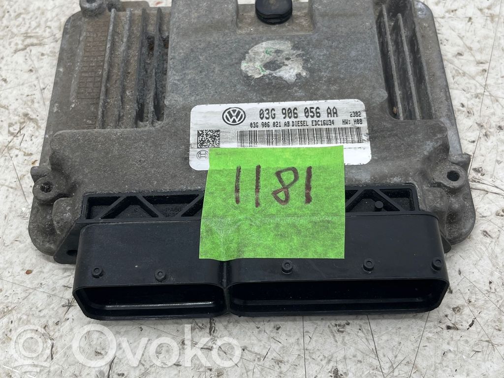 Volkswagen PASSAT B6 Engine control unit/module 