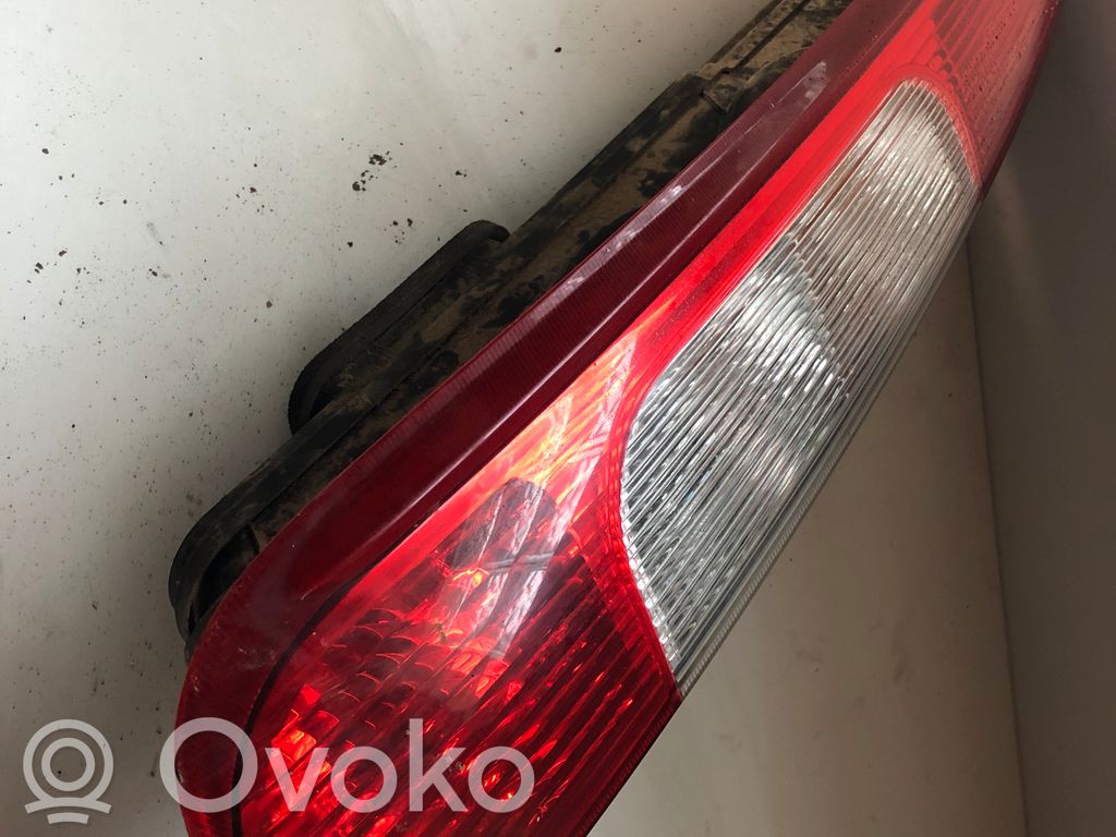 Rear/tail lights