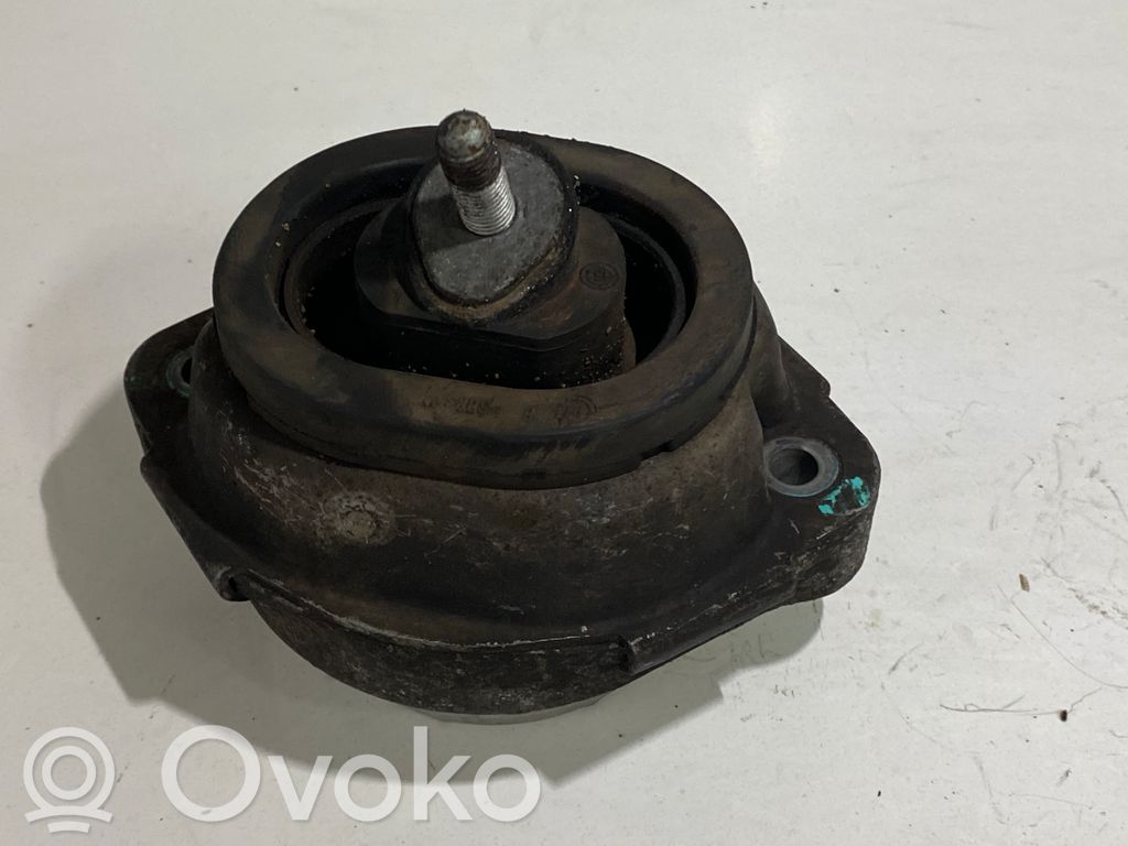 BMW X5 E53 Engine mount bracket 