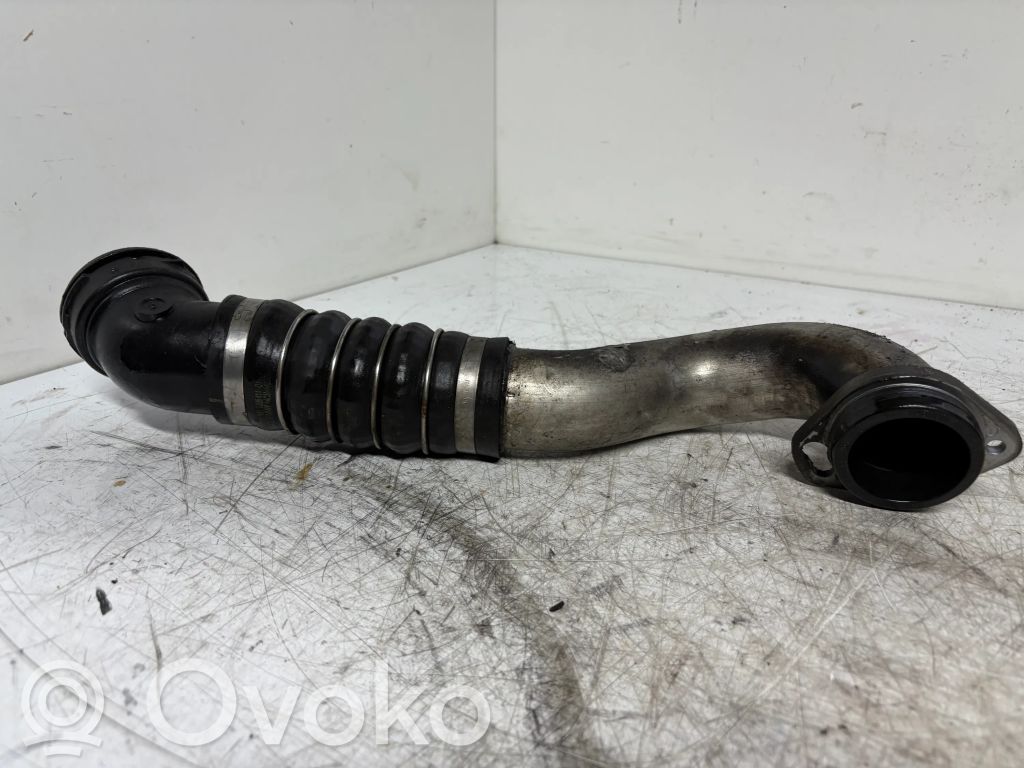 BMW 5 E60 E61 Välijäähdyttimen letku 
