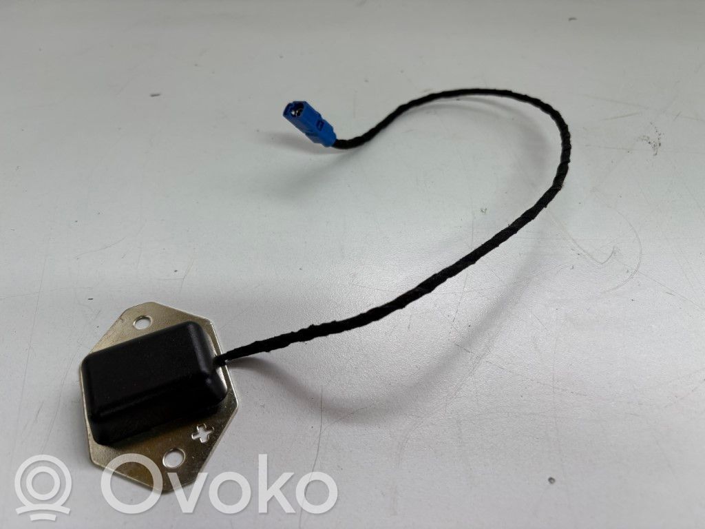 Dodge RAM 1500 DS Aerial GPS antenna 
