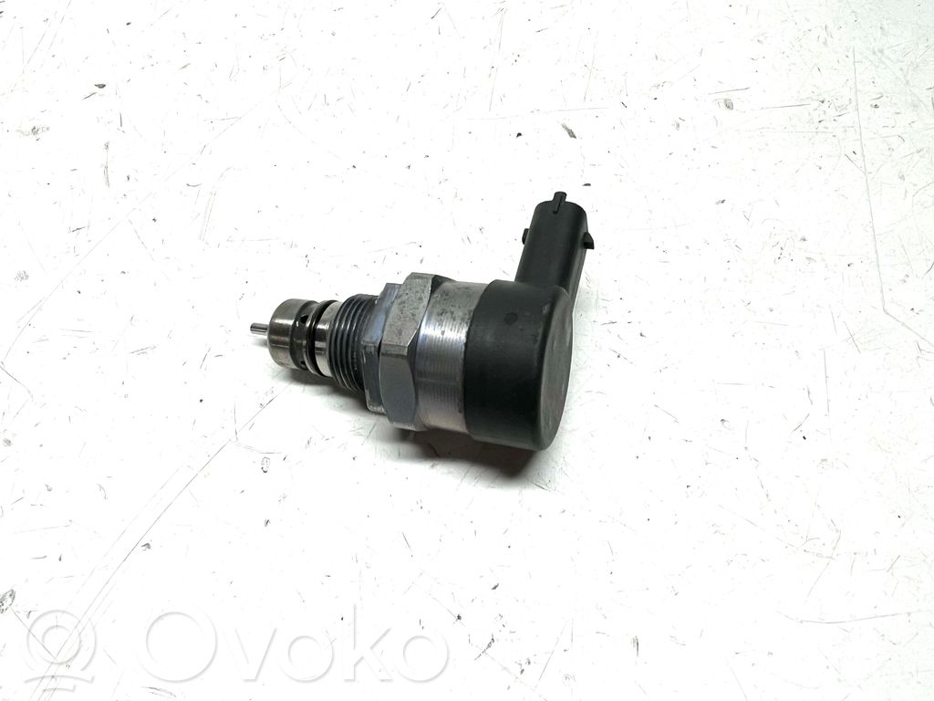 Volvo S60 Capteur de pression de carburant 