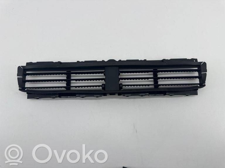 BMW 2 Active Tourer U06 Отделка радиаторов 