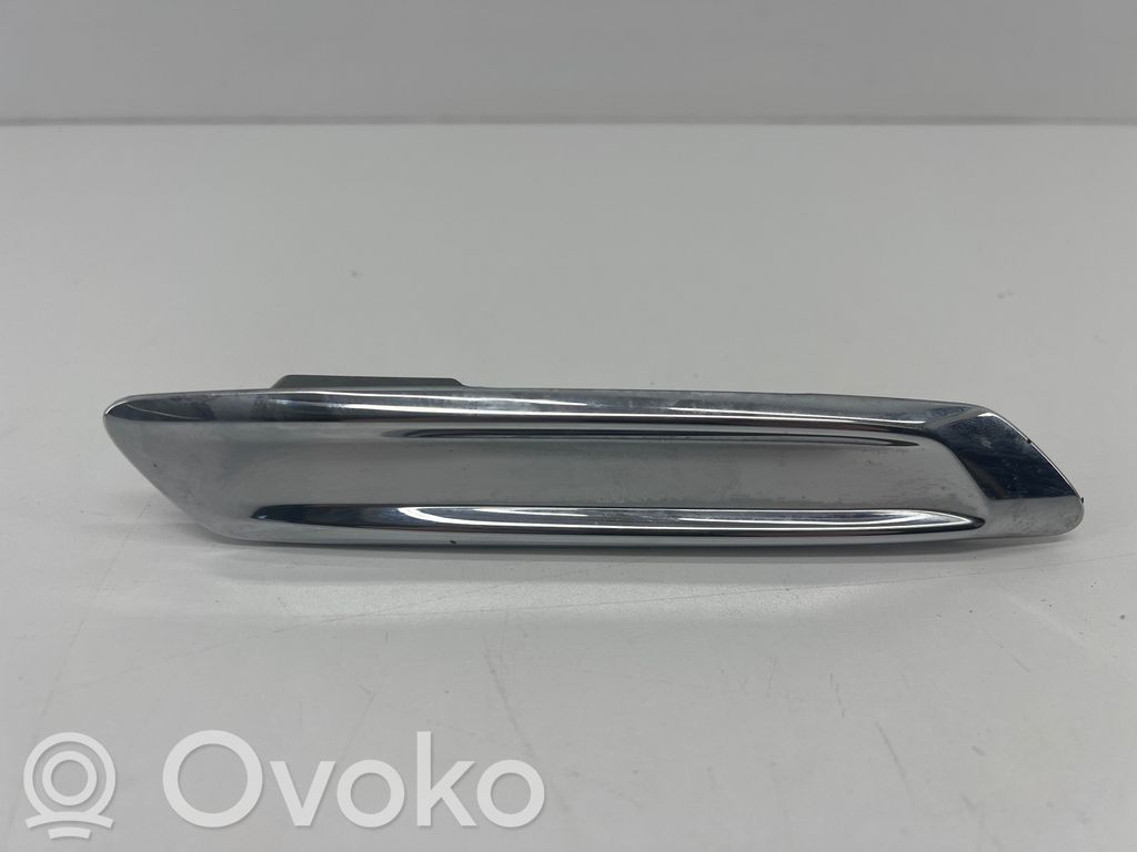 BMW 5 F10 F11 Listwa / Nakładka na błotnik przedni 