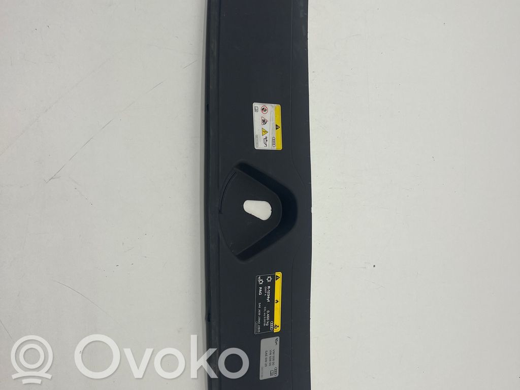 Audi Q3 F3 Konepellin lukituksen muotolista 