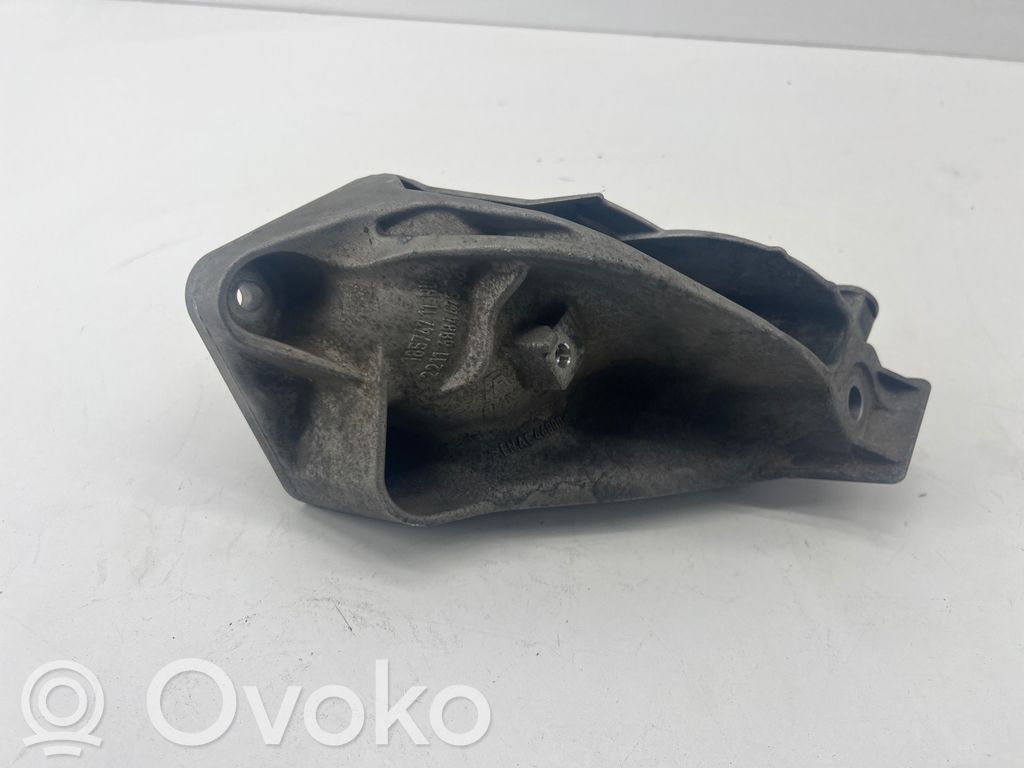 BMW 3 G20 G21 Engine mount bracket 
