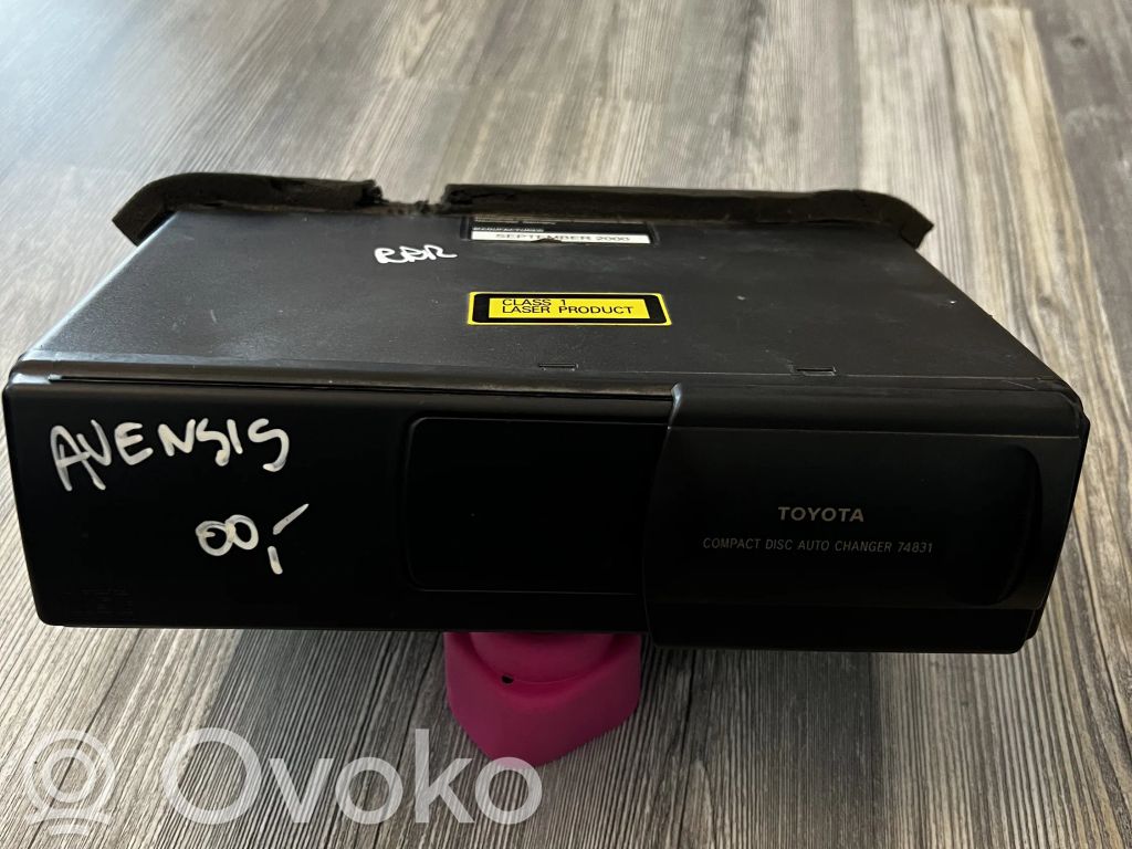 Toyota Avensis T220 Caricatore CD/DVD 