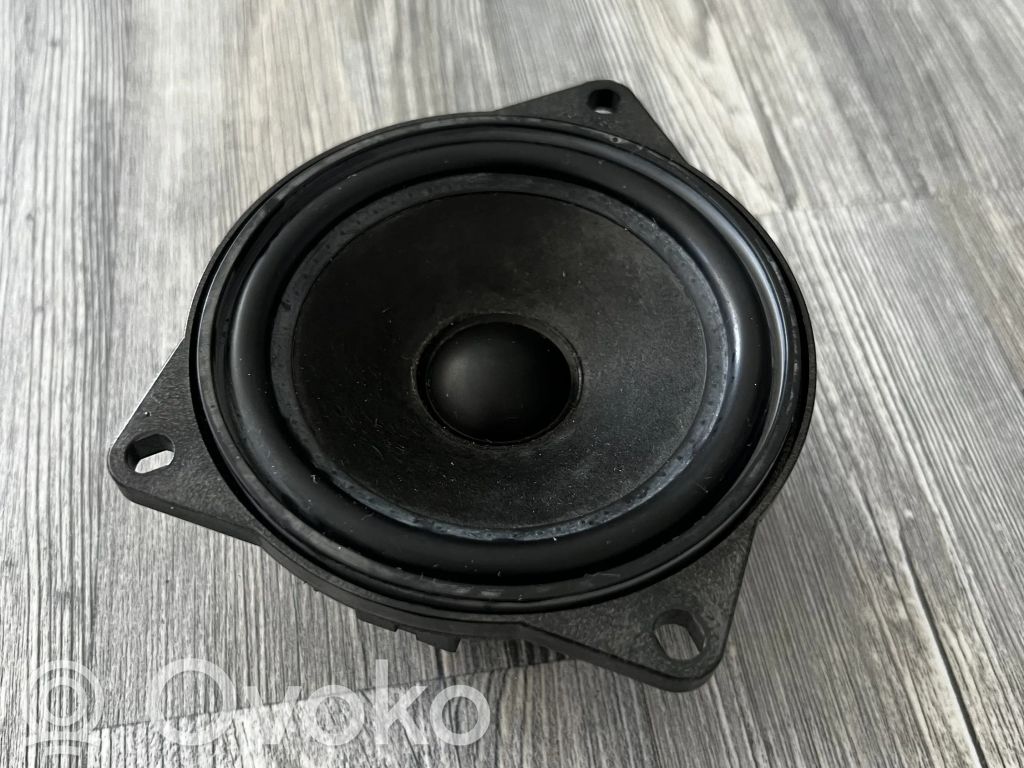 BMW 5 E60 E61 Etuoven kaiutin 