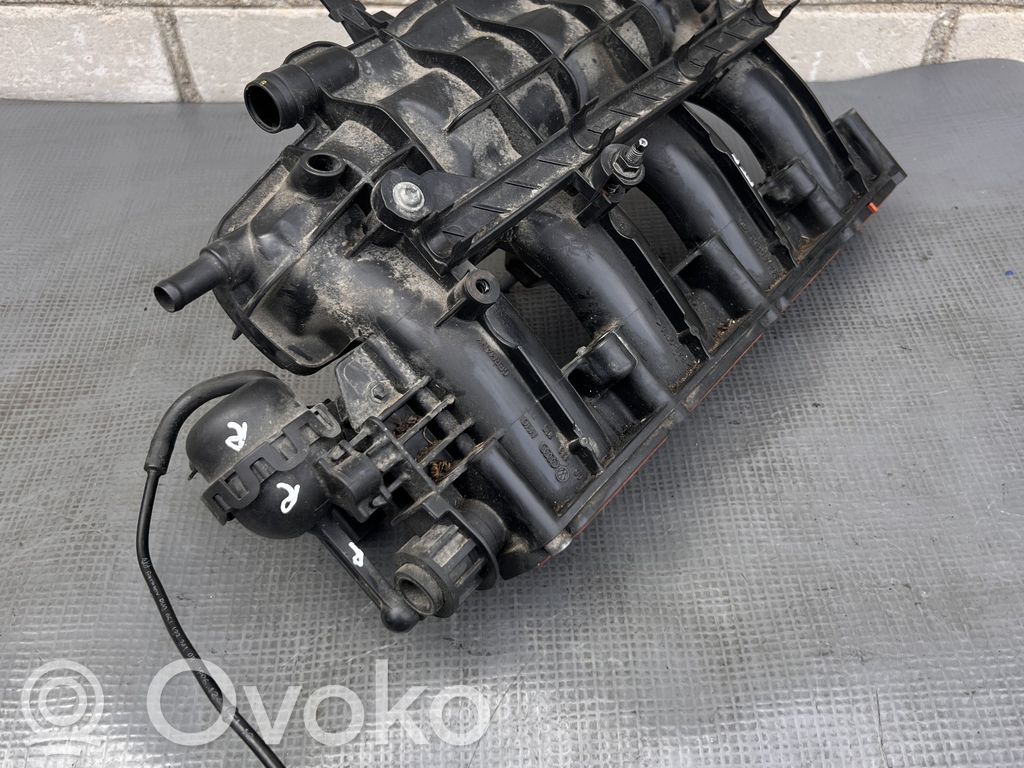 Audi A4 S4 B8 8K Colector de admisión 