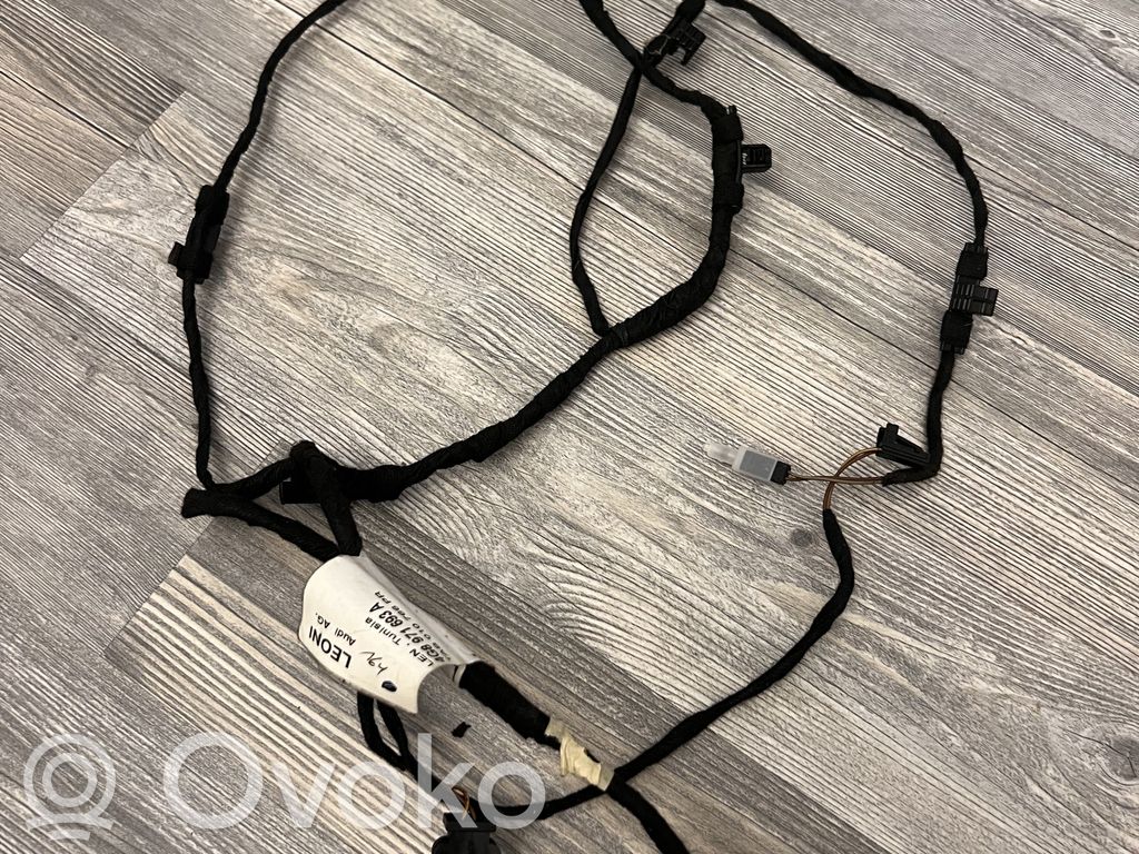 Cableado de puerta trasera   4G8971693A