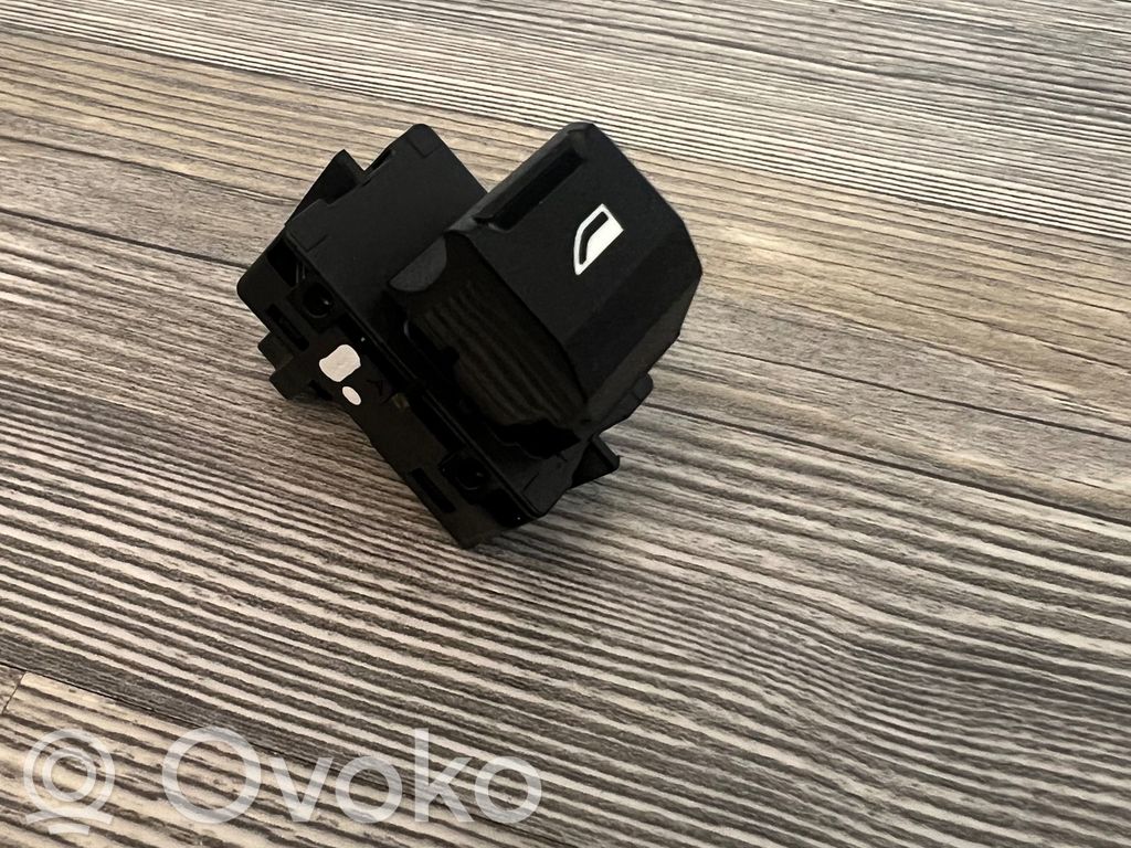 BMW X2 U10 Electric window control switch 