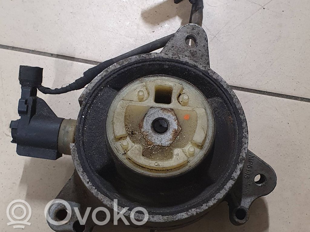 Audi A8 S8 D4 4H Engine mount bracket 