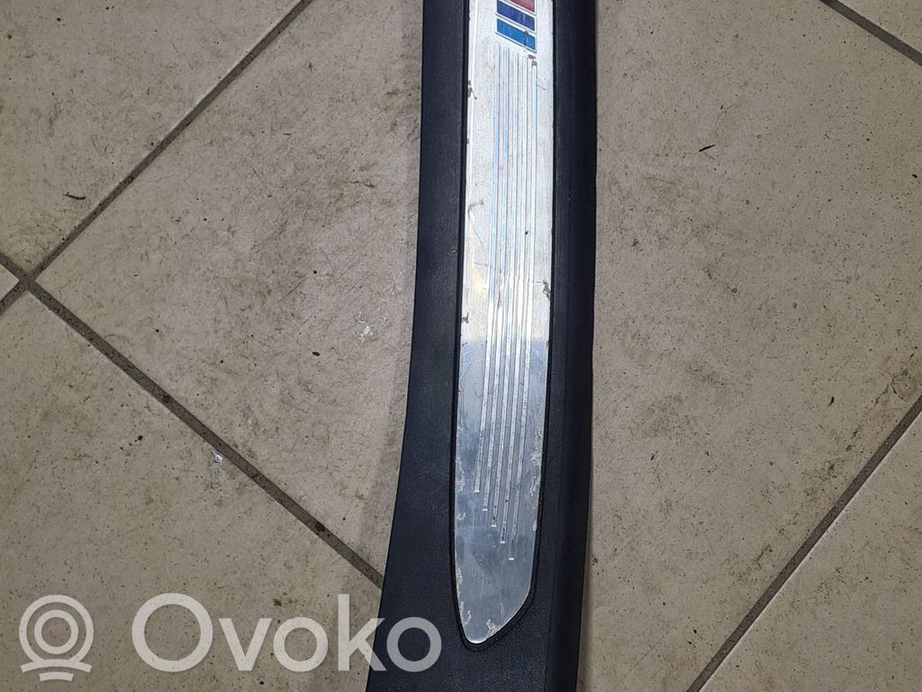BMW 5 E60 E61 Garniture de marche-pieds arrière 