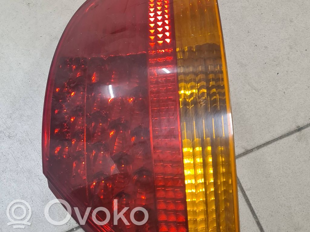 BMW 7 E65 E66 Tailgate rear/tail lights 