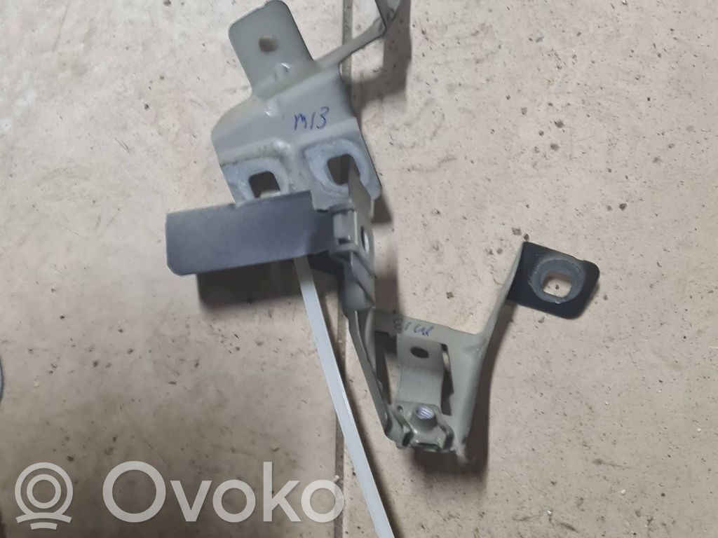 BMW 7 F01 F02 F03 F04 Supporto di montaggio del parafango 