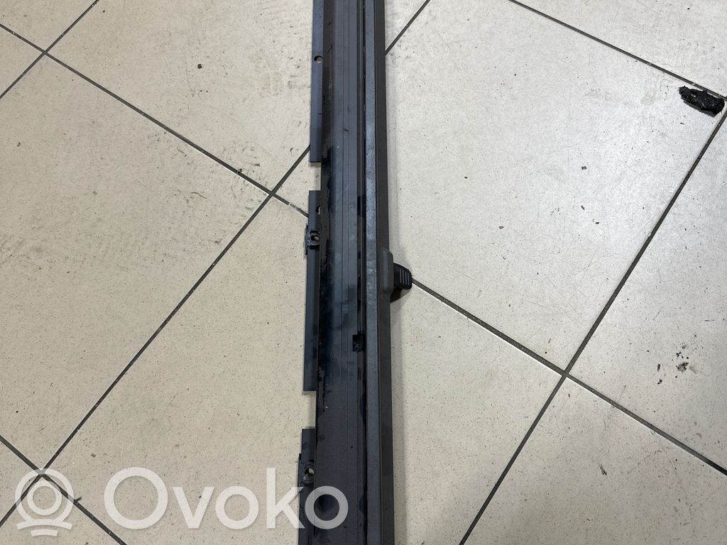 Audi A8 S8 D3 4E Galinė lango užuolaidėlė 