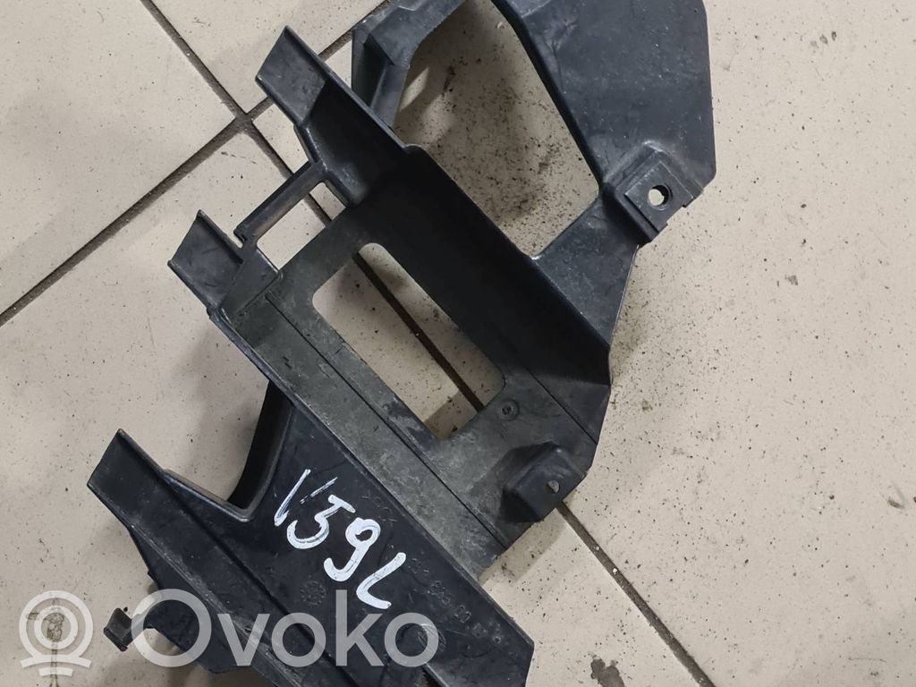 Headlight/headlamp mounting bracket   1518350