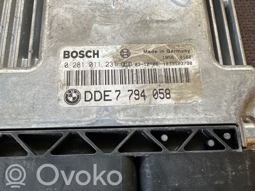 BMW 7 E65 E66 Engine control unit/module 