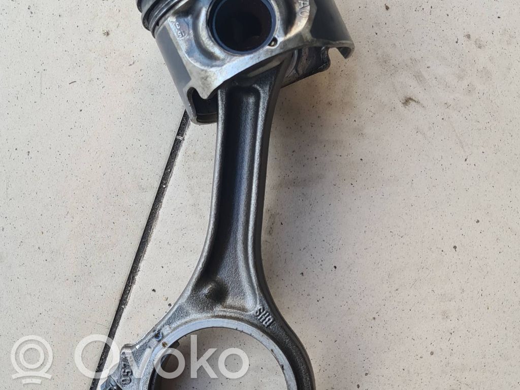 Audi A8 S8 D3 4E Piston with connecting rod 