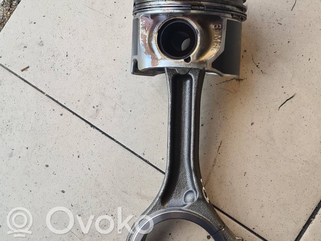 Audi A8 S8 D3 4E Piston with connecting rod 
