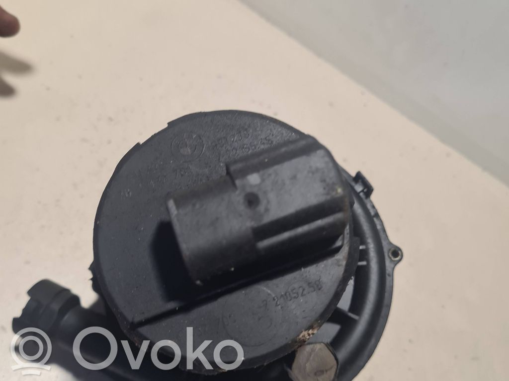 BMW 7 E38 Secondary air pump 