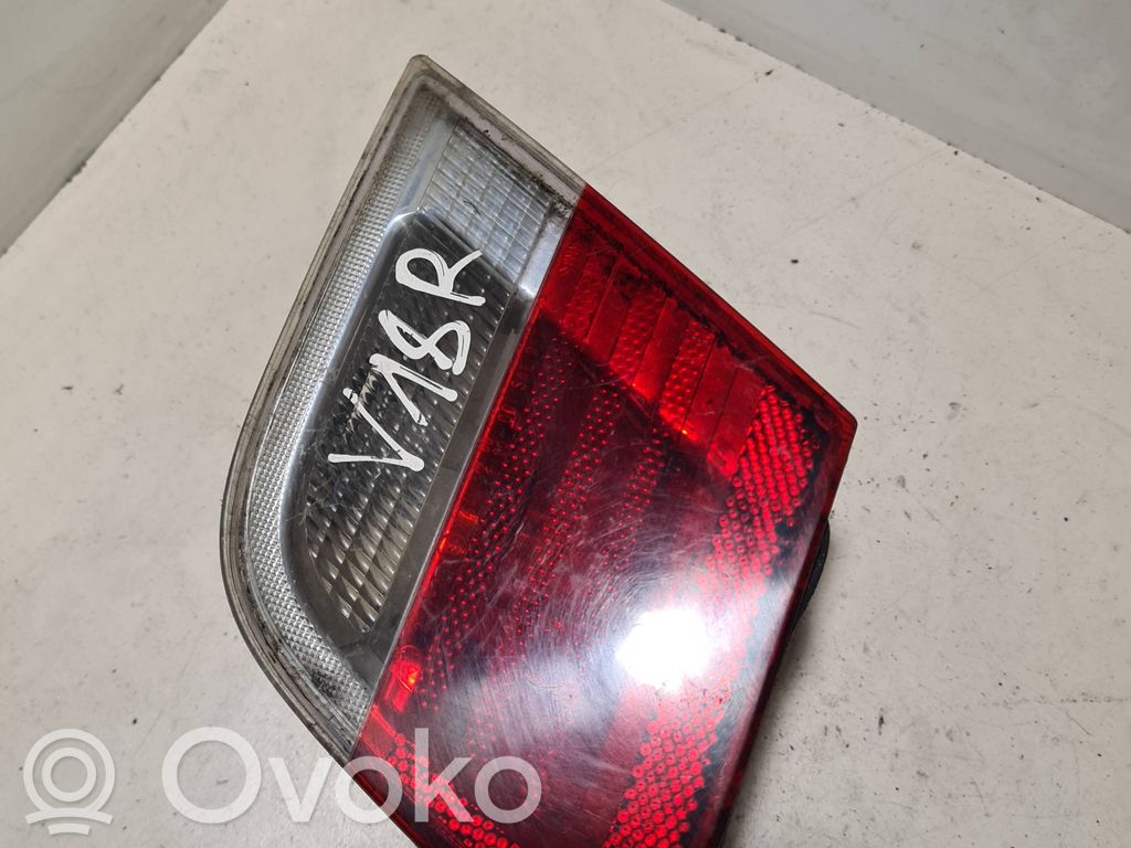 BMW 3 E46 Tailgate rear/tail lights 