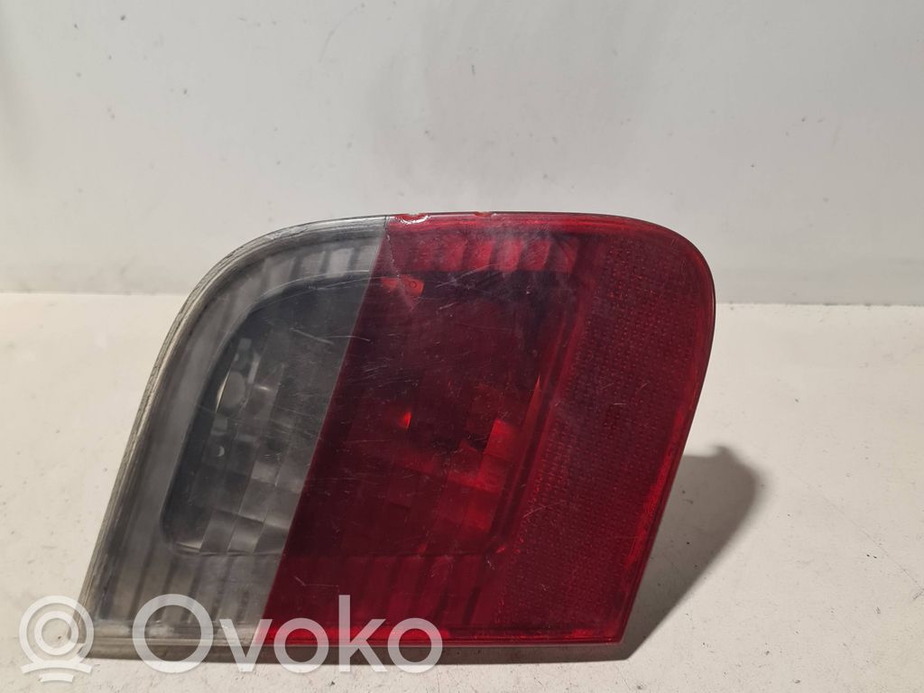 BMW 3 E46 Takaluukun takavalot 