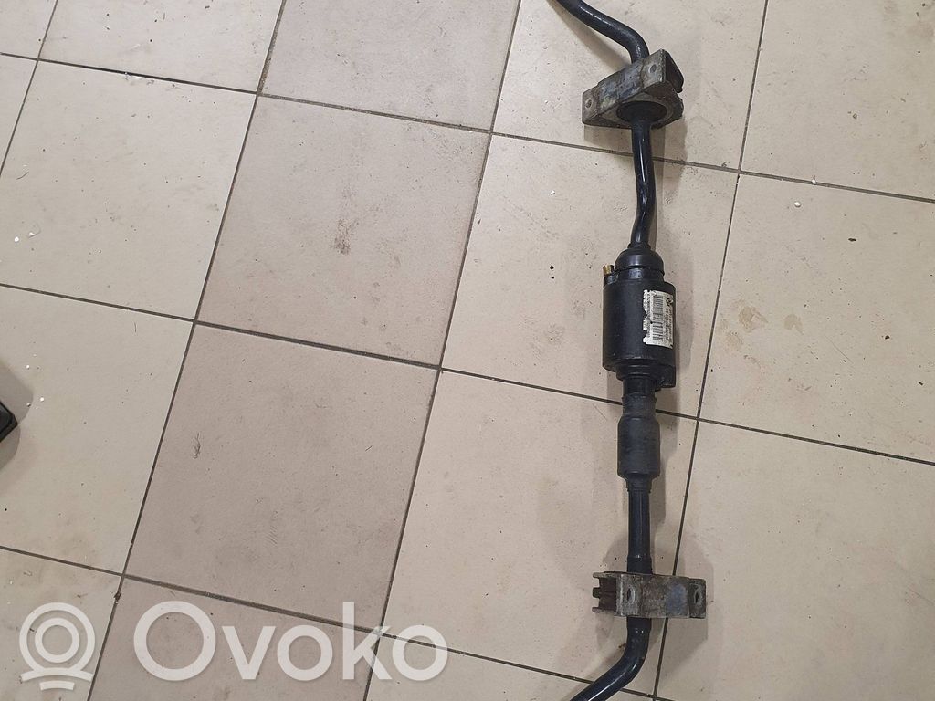 BMW 7 E65 E66 Aktyvus stabilizatorius 