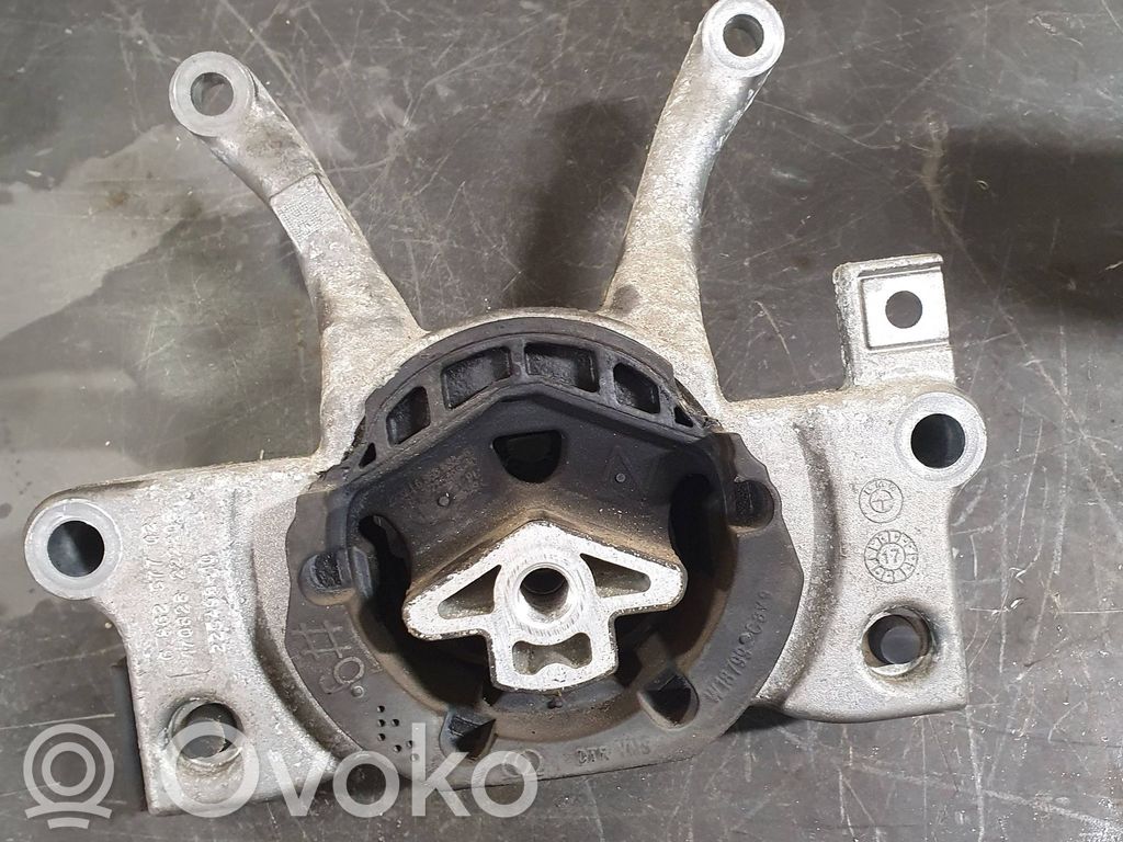 BMW 5 G30 G31 G38 Gearbox mount 