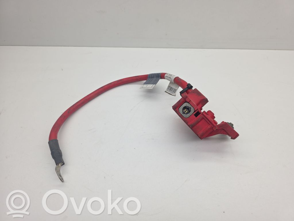 BMW 5 F10 F11 Pluskaapeli (akku) 