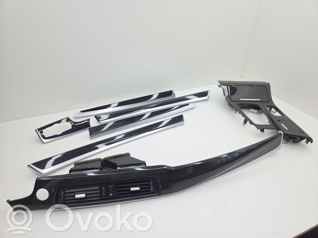 BMW 5 F10 F11 Ramka deski rozdzielczej 