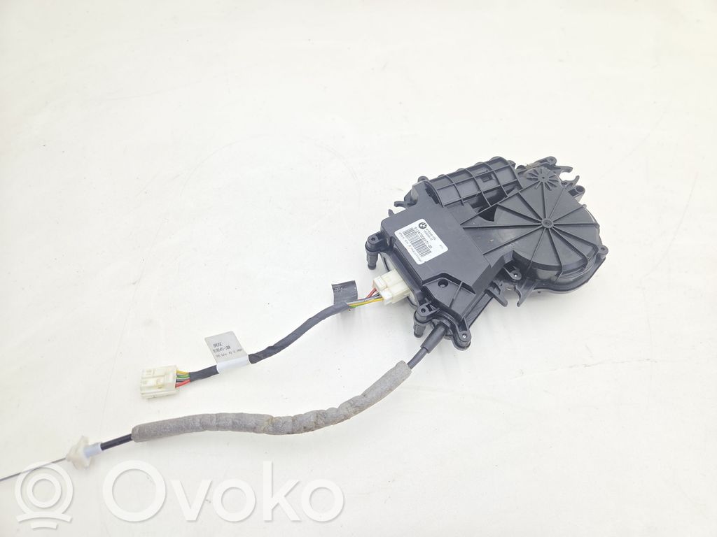 BMW 5 F10 F11 Zamek klapy tylnej / bagażnika 