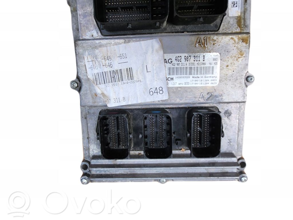 Engine control unit/module   4G2907311B,0281032137