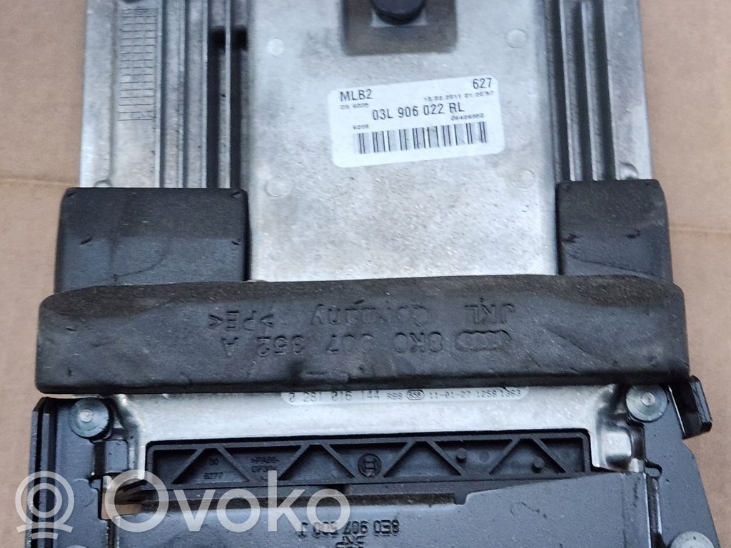 Audi A4 S4 B8 8K Engine control unit/module 