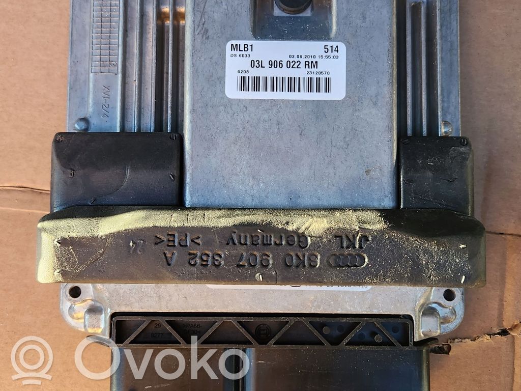 Audi A4 S4 B8 8K Engine control unit/module 