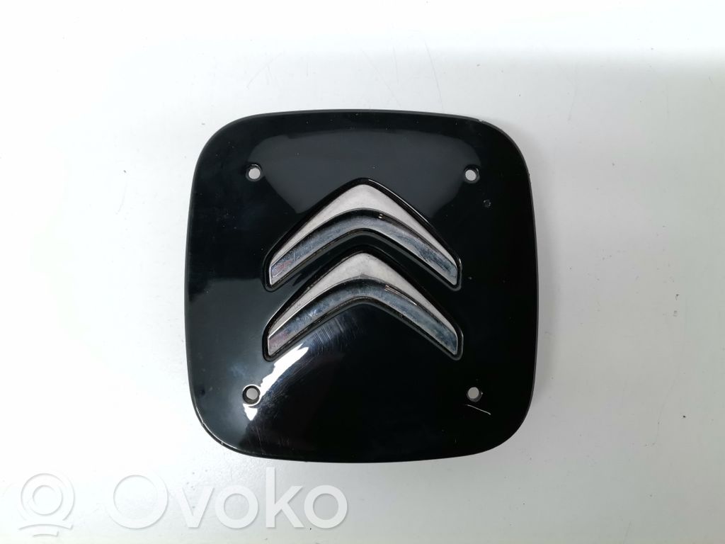 Citroen C3 Заводская крышка (крышки) от центрального отверстия колеса 