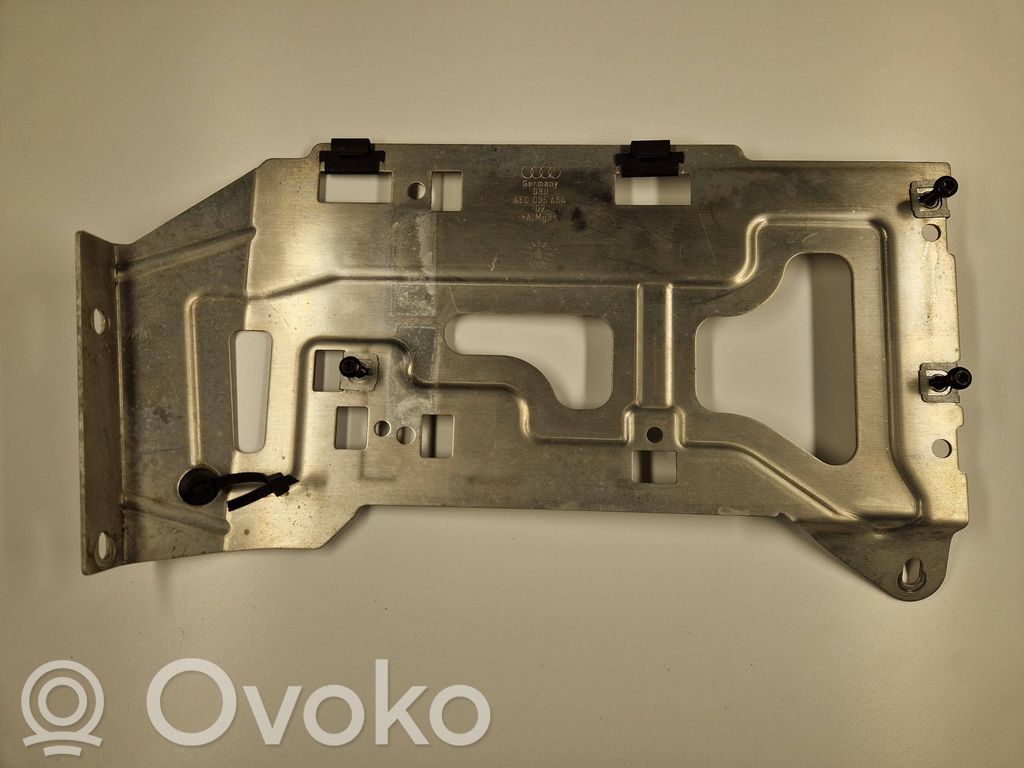 Audi A8 S8 D3 4E Halterung für Verstärker 