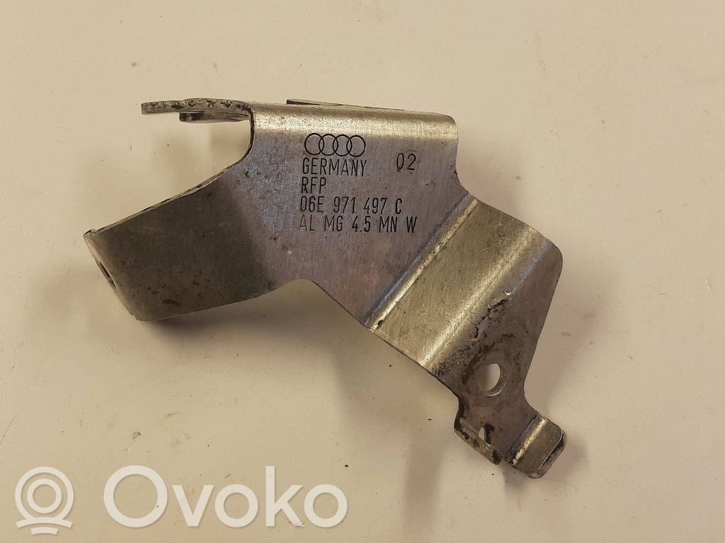 Audi A4 S4 B7 8E 8H Sonstiges Einzelteil Motorraum 