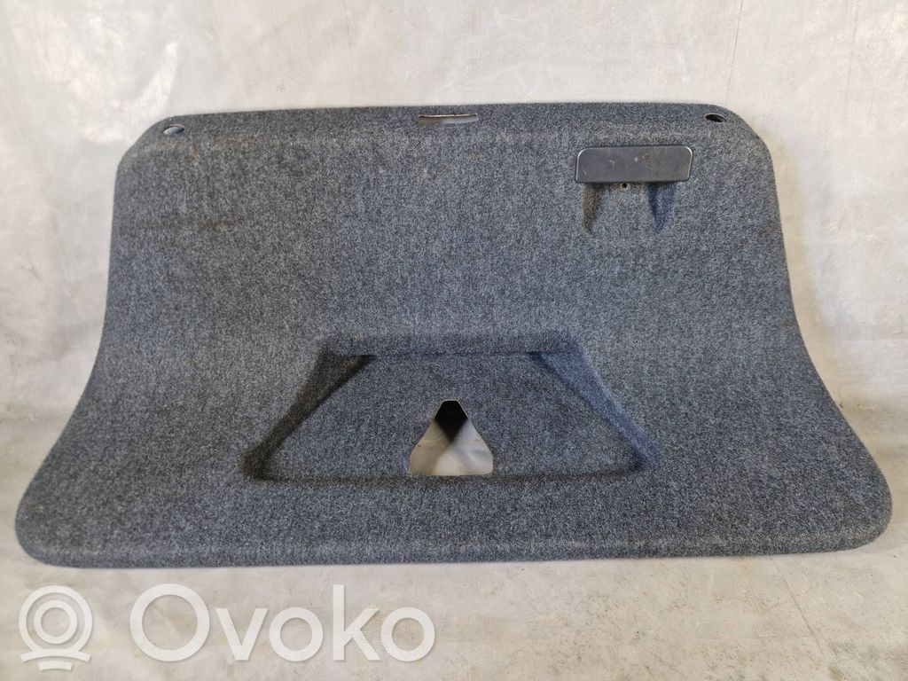 Audi A4 S4 B7 8E 8H Poszycie / Tapicerka tylnej klapy bagażnika 