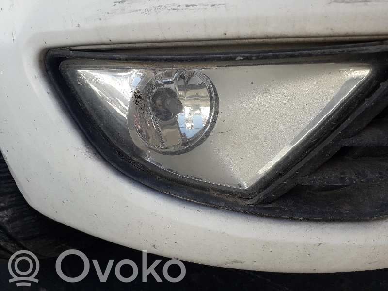 Ford Fiesta Miglas lukturis priekšā 