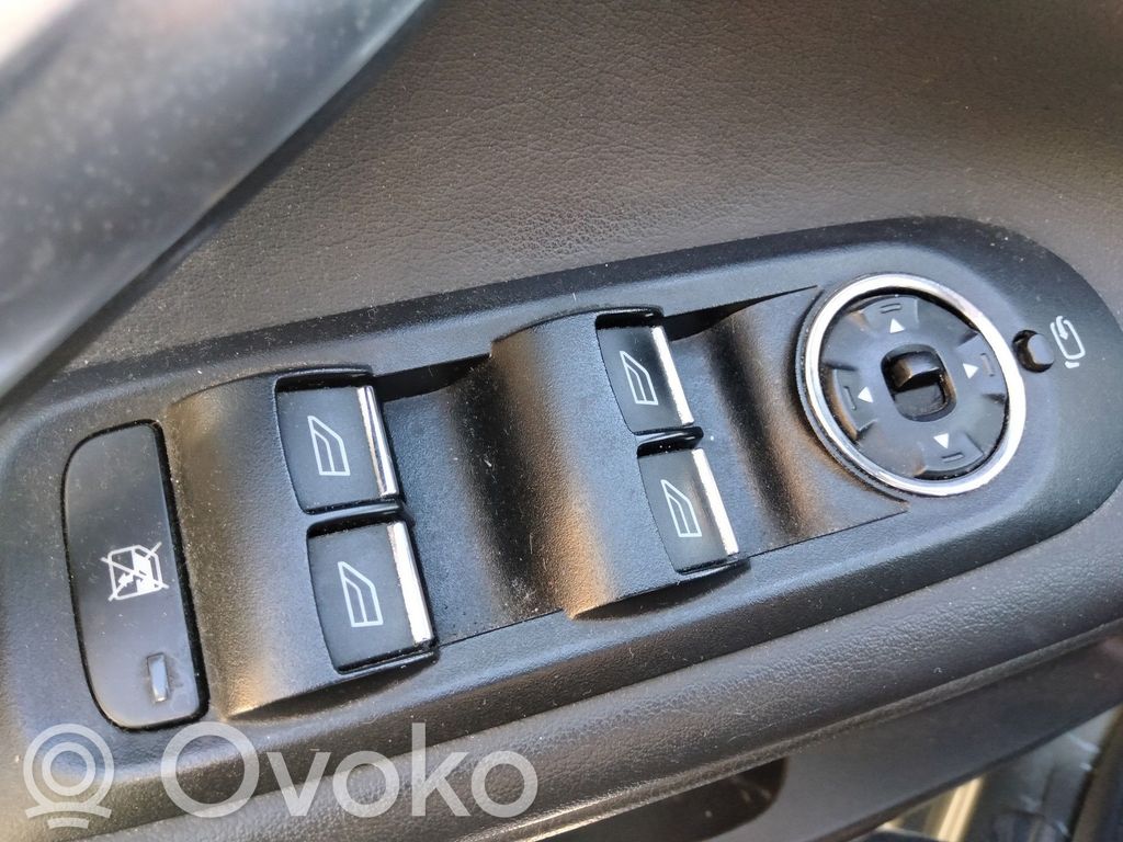 Interruptor del elevalunas eléctrico