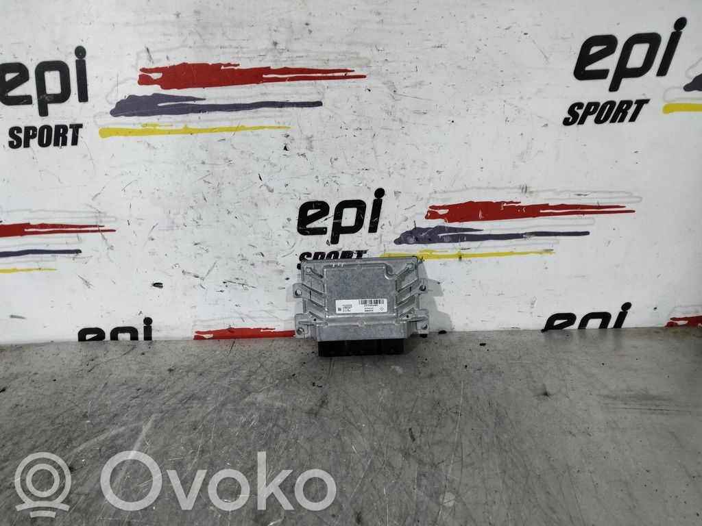 Opel Astra J Engine control unit/module 