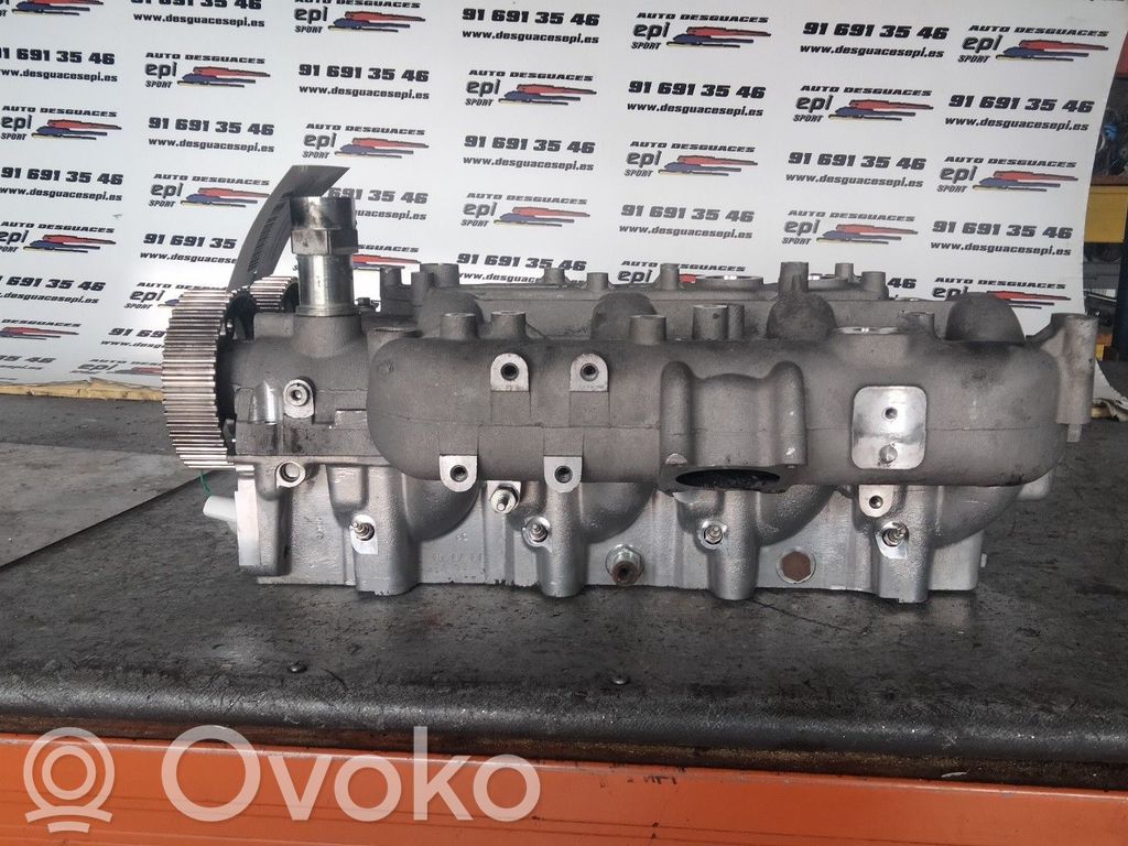 Chrysler Voyager Engine head 