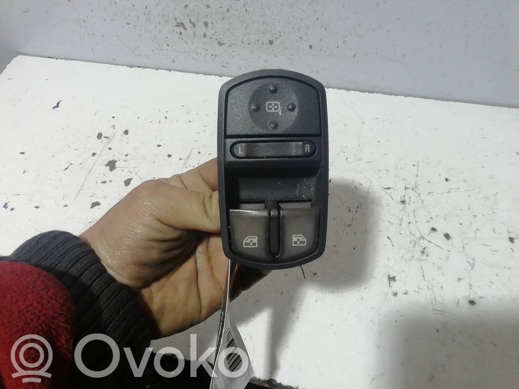 Interruptor del elevalunas eléctrico