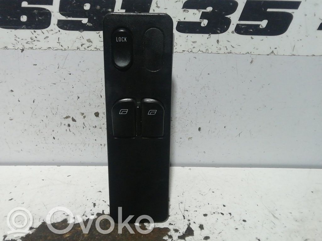 Interruptor del elevalunas eléctrico